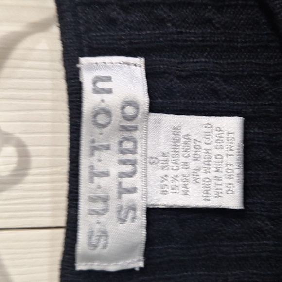 Vintage Sutton Studio cable knit silk cashmere pullover sweater- S - black - Picture 3 of 7